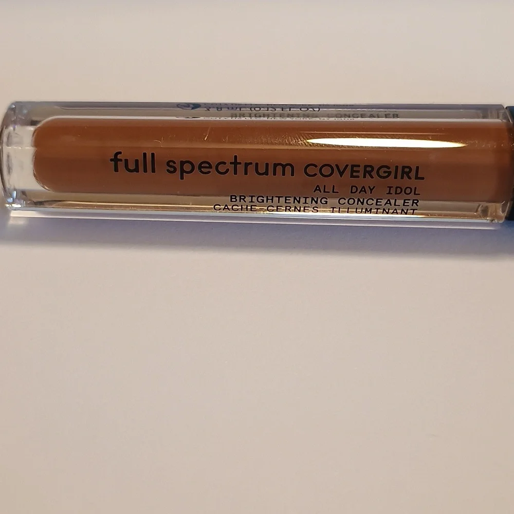 CoverGirl Full Spectrum All Day Idol Concealer FS400 Deep Cool